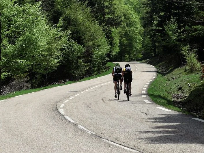 Vélo de route Le tour du Suquet - Escapades à vélo · L'Espérou