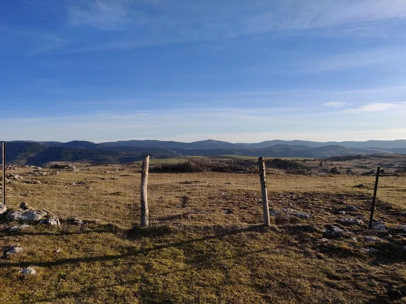 Vélo de route La montée du Causse par Dargilan · Lanuéjols