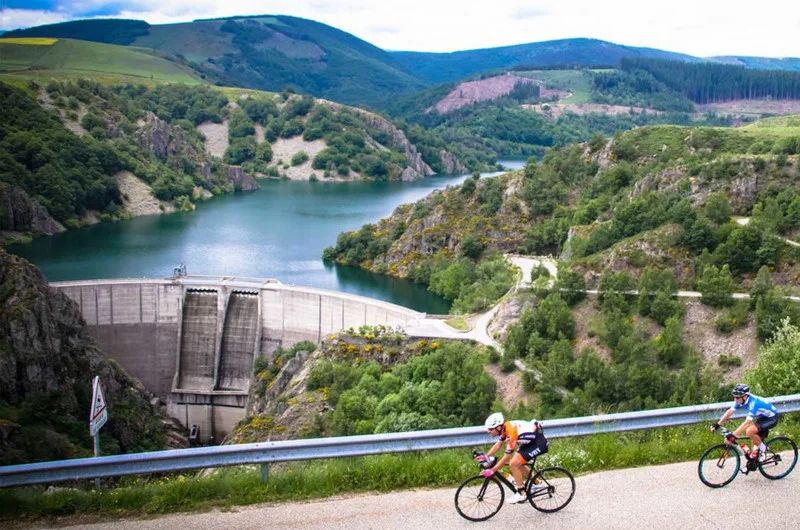 Vélo de route Boucle du Goulet aux barrages · Cubières