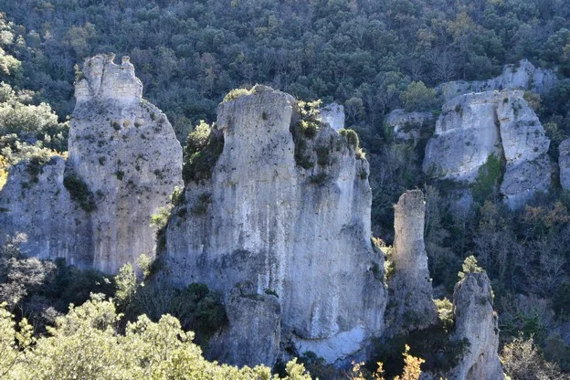Randonnée SIGNES - Les Aiguilles de Valbelle · Signes