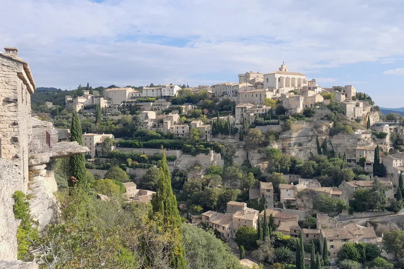 Randonnée GORDES - Le col de Gordes · Gordes