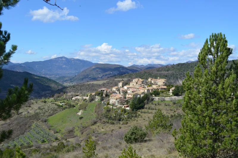 Randonnée BUIS-LES-BARONNIES - Sur le GRP® Tour des Baronnies provençales, variante drômoise en 8 jours · Aulan