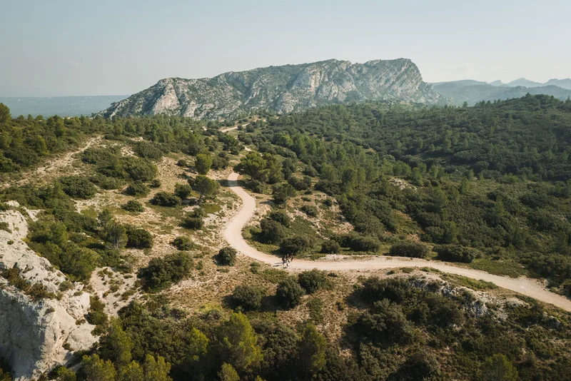 Randonnée EYGALIÈRES - La Routo : le Gros Calan · Eygalières