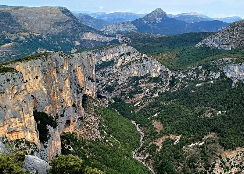 Randonnée LA PALUD-SUR-VERDON - Le Sentier Blanc-Martel · La Palud-sur-Verdon