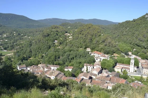 Randonnée MÉOUNES-LES-MONTRIEUX - Autour de la Vierge · Méounes-lès-Montrieux