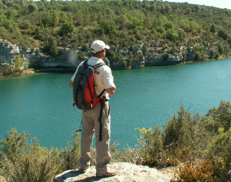 Randonnée SAINT-LAURENT-DU-VERDON - Le Lac d'Artignosc · Saint-Laurent-du-Verdon