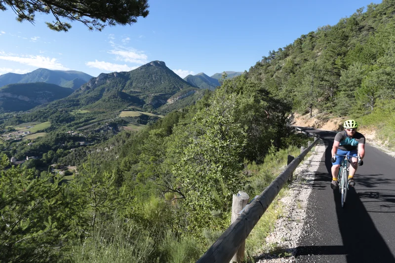Vélo de route LES PILLES - De l'Eygues au Bentrix à vélo · Les Pilles