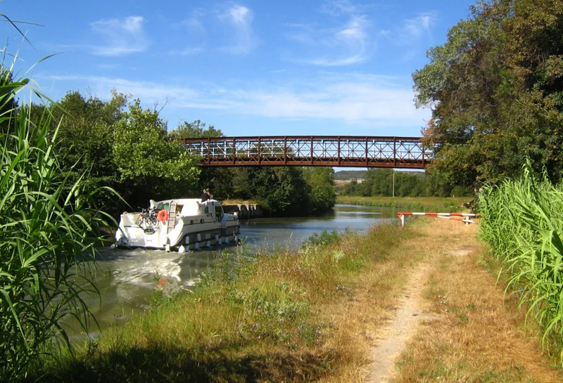 VTT Parcours VTT L'Ecluse de Nourriguier · Bellegarde