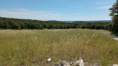 VTT Parcours VTT: Autour des bois du ruisseau de Courmelle · Village de Sérignac