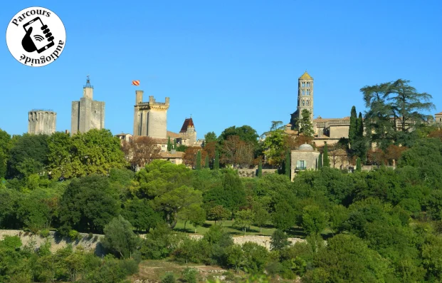 Vélo de route Boucle cyclo-découverte de l'Uzège Pont du Gard · Uzès