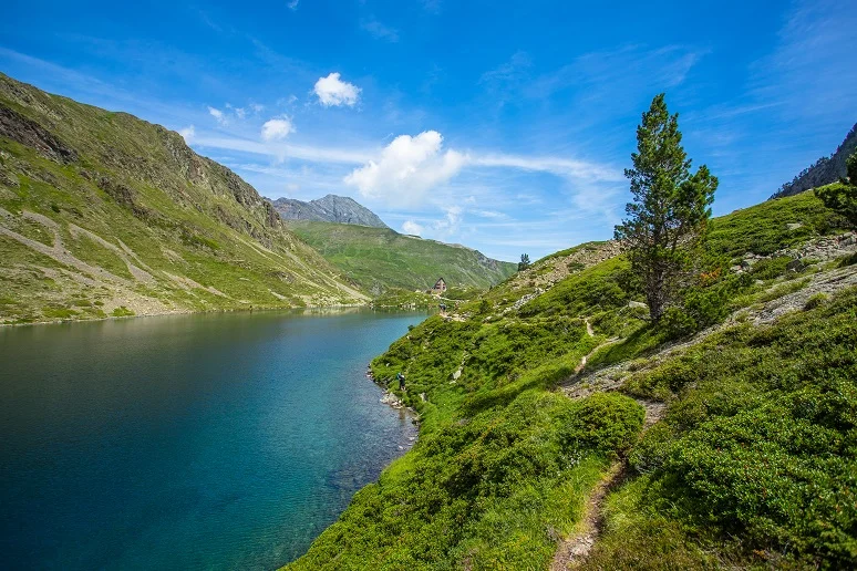 Randonnée Le lac et le refuge d'Ilhéou · Cauterets