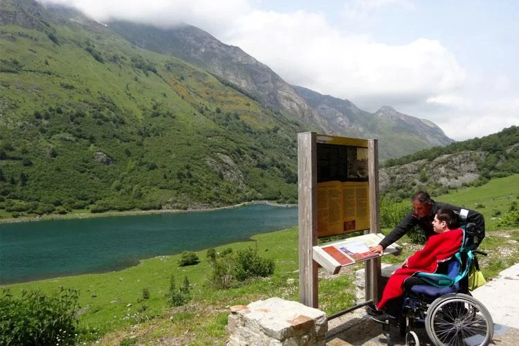 Randonnée Le sentier d'interprétation horizontal du Tech · Arrens-Marsous