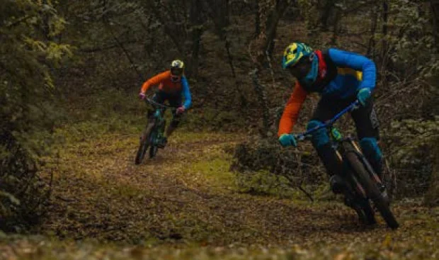 VTT Enduro n°105 - L'Adonf · Aucun