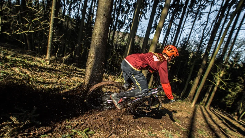 VTT Enduro n°103 - Le plongeon des Aigles · Beaucens