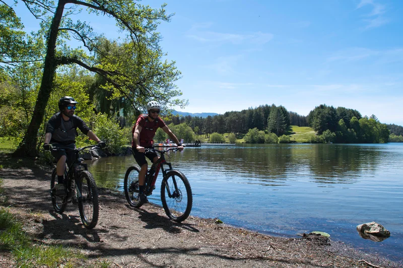 VTT Circuit n°8 - Lourdes - Le lac de Lourdes · Lourdes