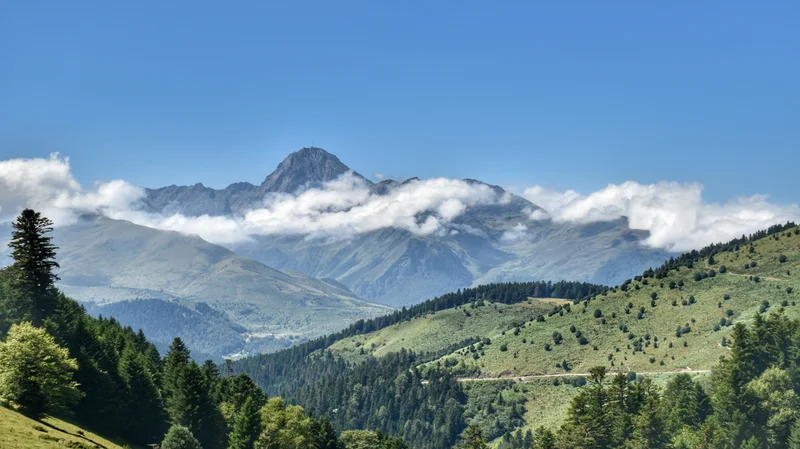 Vélo de route Le col d'Aspin par les Baronnies · Bagnères-de-Bigorre