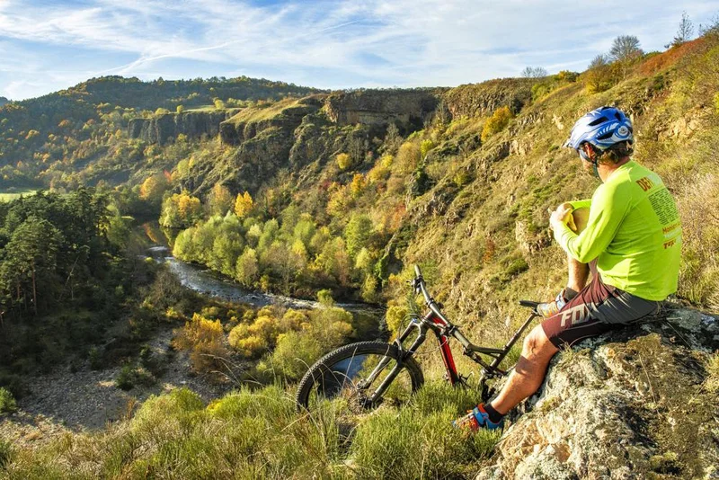VTT La piste de la Pouzzolane · Solignac-sur-Loire