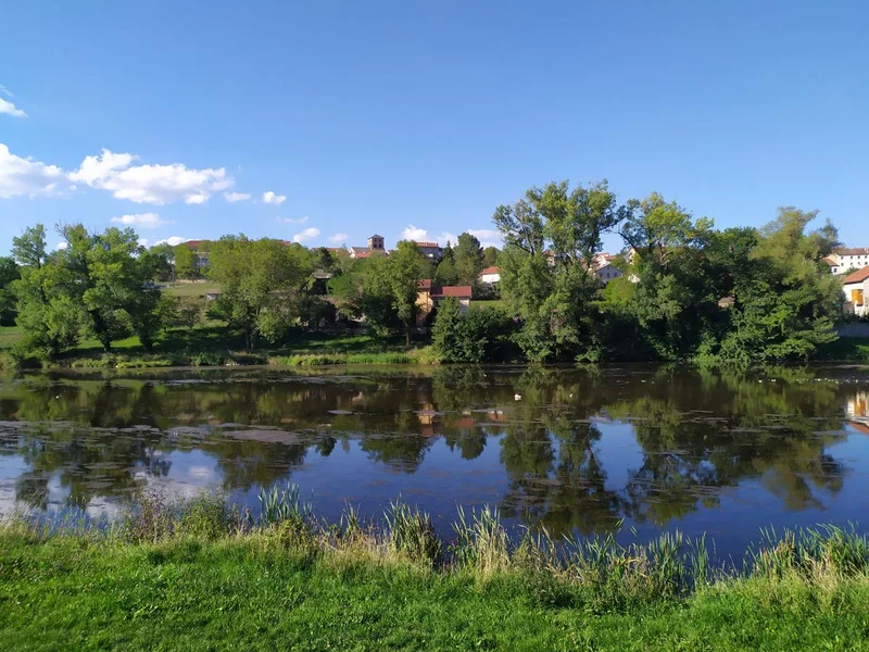 Vélo de route 27 - La Loire entre Gerbizon et Miaune · Retournac