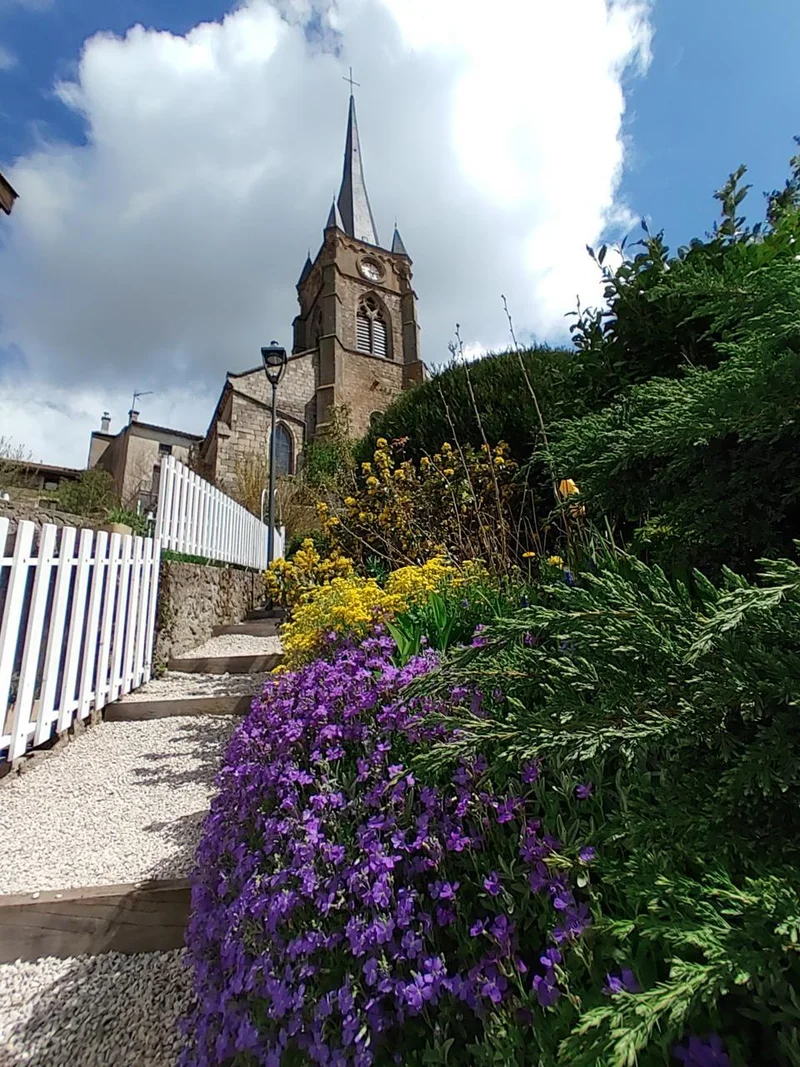 Vélo de route 38 - La chapelle de Notre Dame de Lorette · Saint-Pal-de-Chalencon
