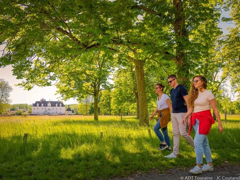 Randonnée De la Chevalerie au château de Champchevrier · Cléré-les-Pins