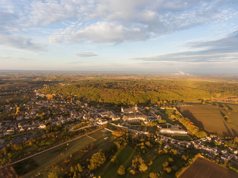 Randonnée Circuit patrimoine - Les deux vies de Fontevraud-l'Abbaye · Fontevraud-l'Abbaye