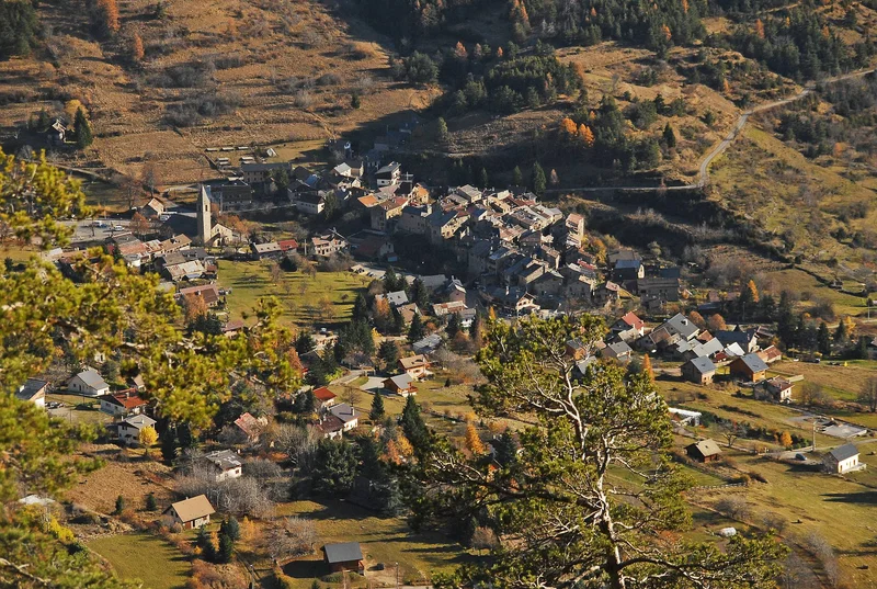 Randonnée Le Bois Noir · La Roche