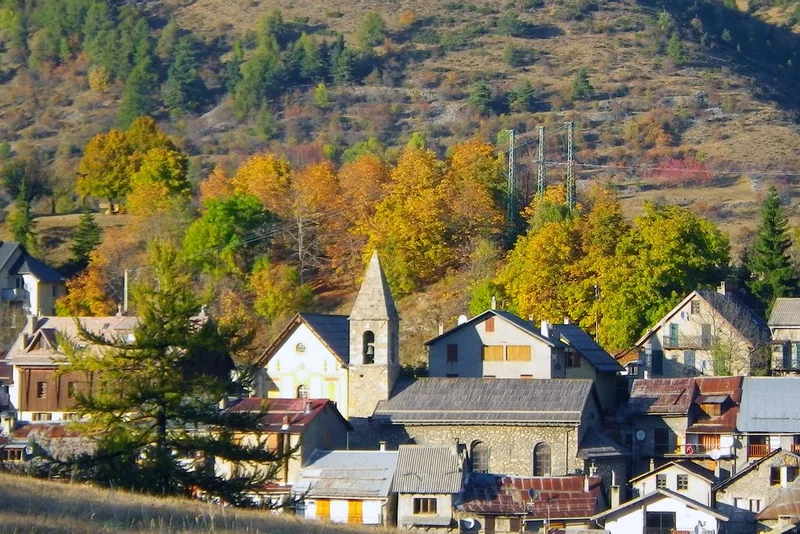 Randonnée Le Village de Beuil · Beuil