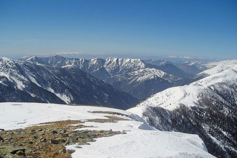 Randonnée La vue panoramique du Caïre Gros · La Roche
