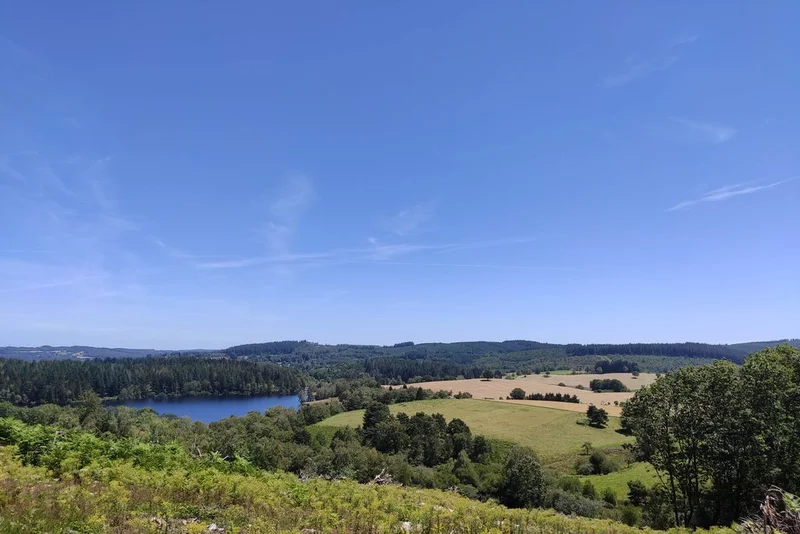 Randonnée Autour du Bois de Crozat · Peyrat-le-Château