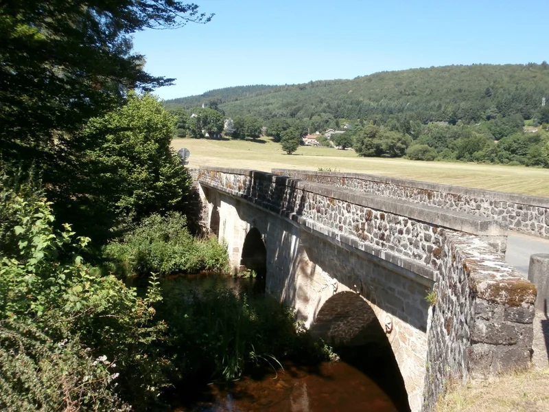 Randonnée Circuit de Chaud · Nedde