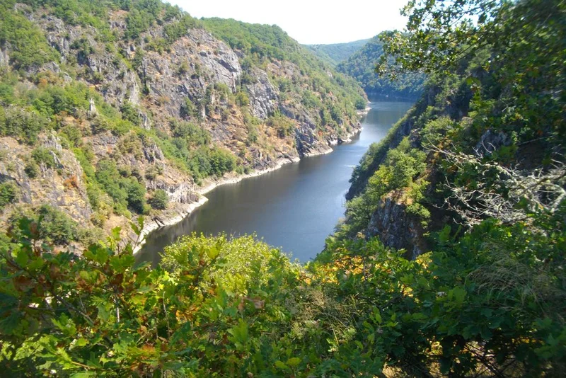 Randonnée Le sentier du Milan · Liginiac