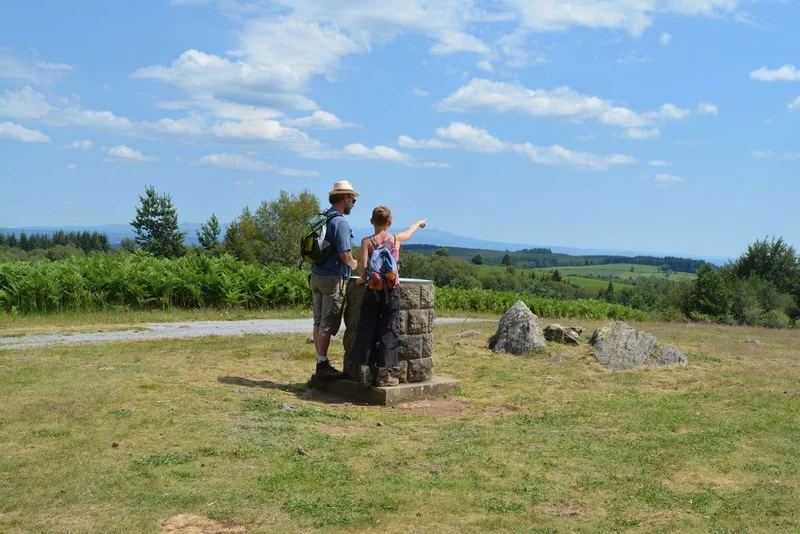 Randonnée Le chemin du sommet des Agriers · Lamazière-Haute