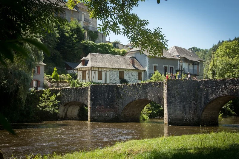 Randonnée Du lac aux deux moulins · Vigeois