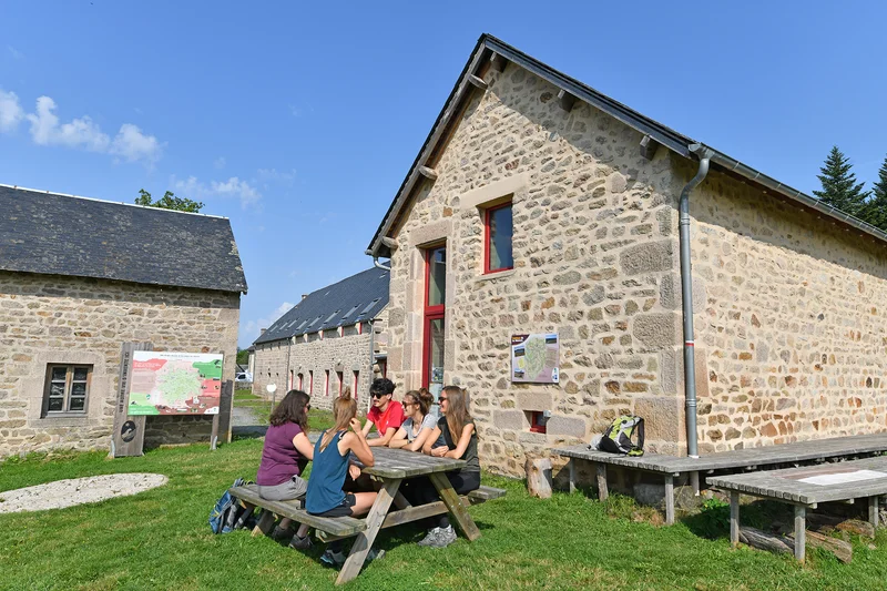 Vélo de route Liaison Saint-Merd-les-Oussines/Millevaches à vélo · Saint-Merd-les-Oussines