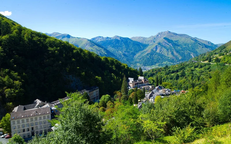 Randonnée Le circuit patrimoine des thermes · Aas