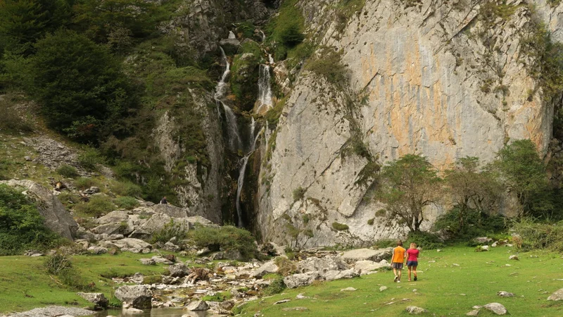Randonnée N°50 Plateau de Sanchèse · Lescun
