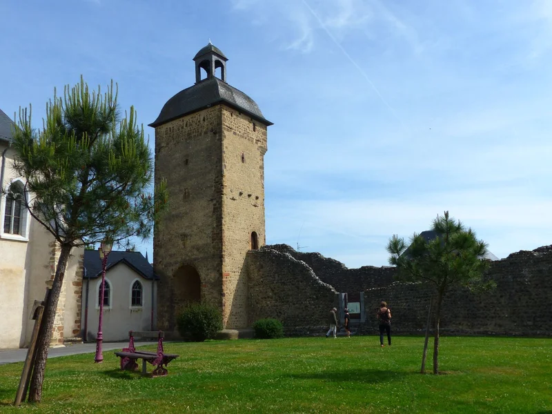 Randonnée Pontacq : Un patrimoine au fil de l'eau · Pontacq