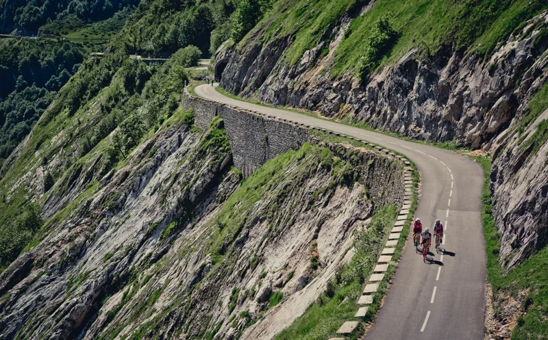 Vélo de route Col du Soulor · Asson