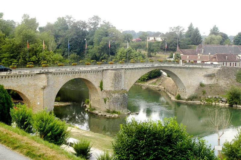 Vélo de route Le Béarn des Gaves (cyclotourisme) · Navarrenx