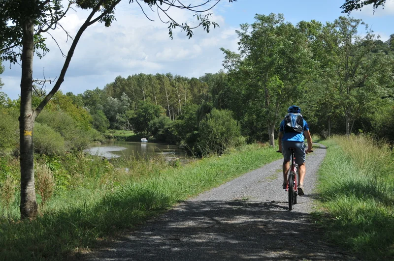 Vélo de route La Vélosud Béarn-Pyrénées Pays basque · Ustaritz