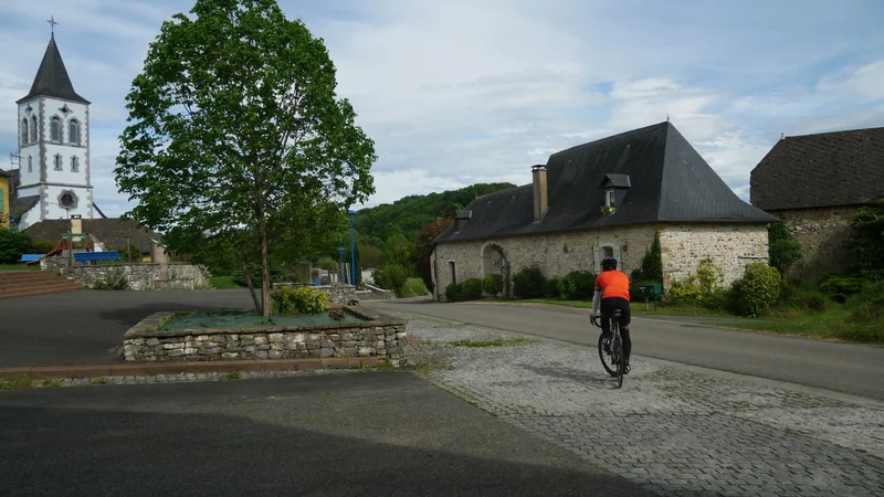 Vélo de route Route N°26 - Sur les traces de Fébus · Oloron-Sainte-Marie