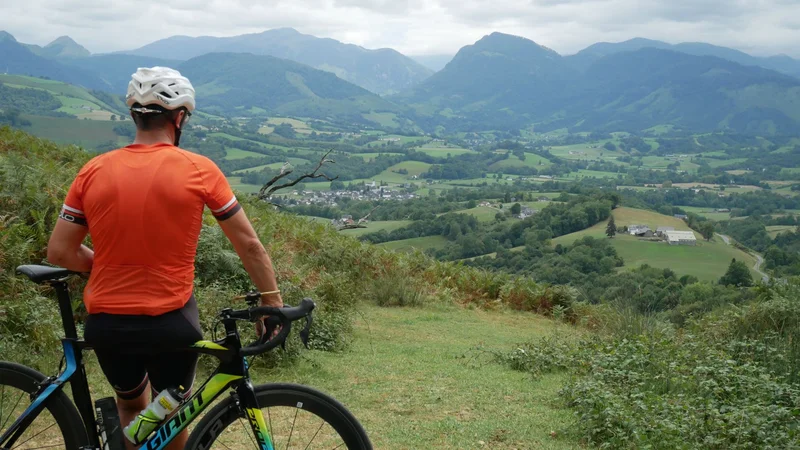 Vélo de route Route N°11- Col de Bugalaran · Aramits