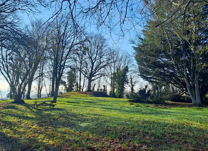 Randonnée La Motte Féodale et les Vallées Bourges - Randonnée à pied en Pays d'Ouche · Moulins-la-Marche