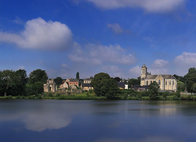 Randonnée Les Etangs, Saint-Evroult-Notre-Dame-du-Bois - Randonnée à pied · Saint-Evroult-Notre-Dame-du-Bois