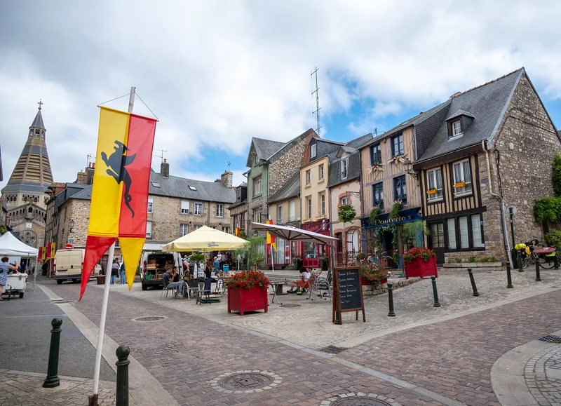 Trail 22 La Chapelle du Cerisier - Station de Trail® - Bagnoles Normandie · Domfront