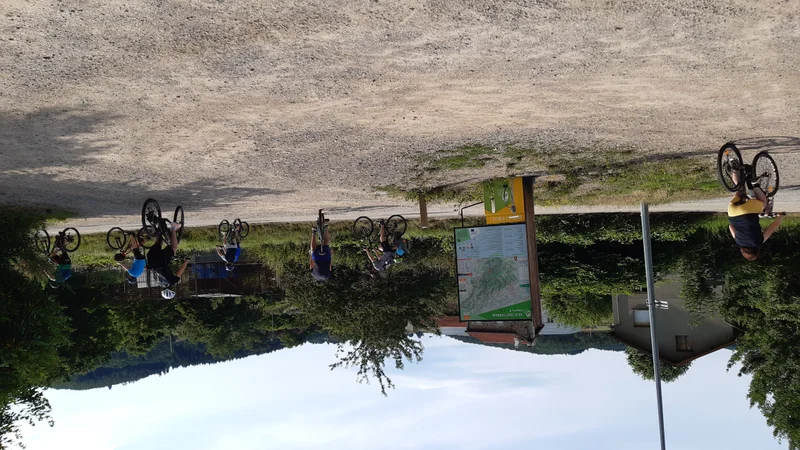 VTT VTT n°4 - La Déome - Difficulté rouge (VTTAE bleu) · Bourg-Argental