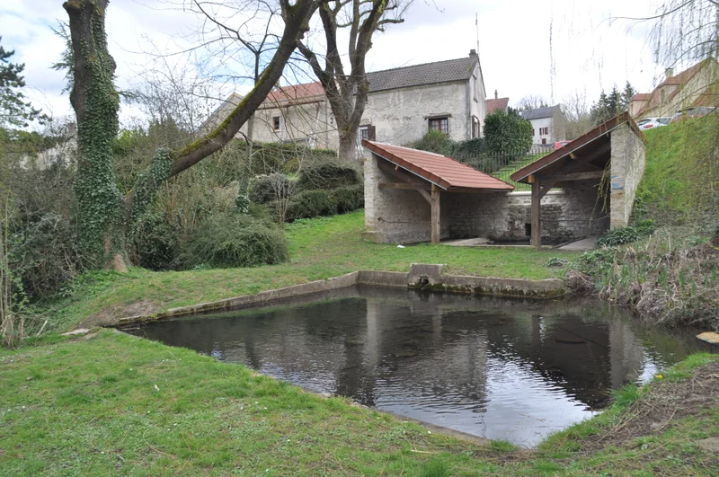 Randonnée Sentier du patrimoine de Oinville-sur-Montcient · Oinville-sur-Montcient