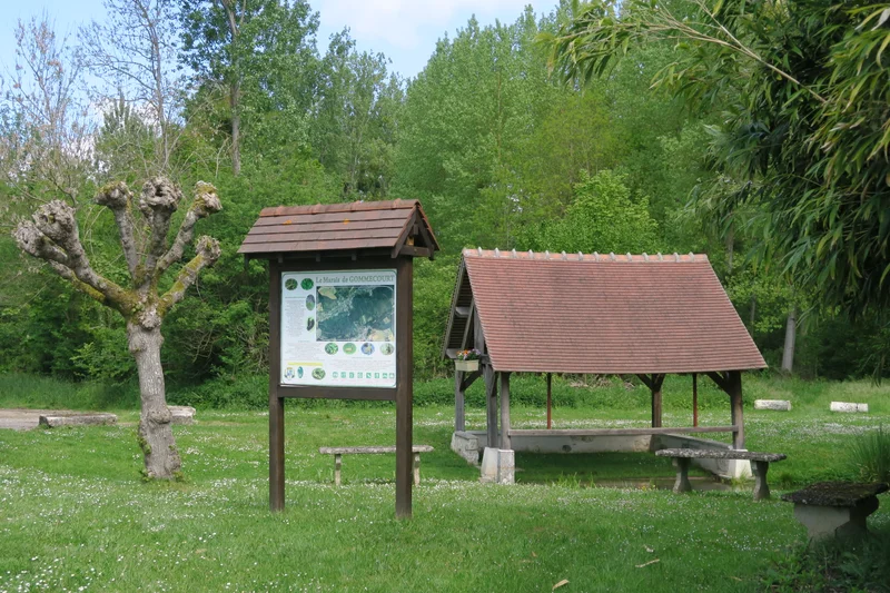Randonnée Sentier du patrimoine de Gommecourt · Gommecourt