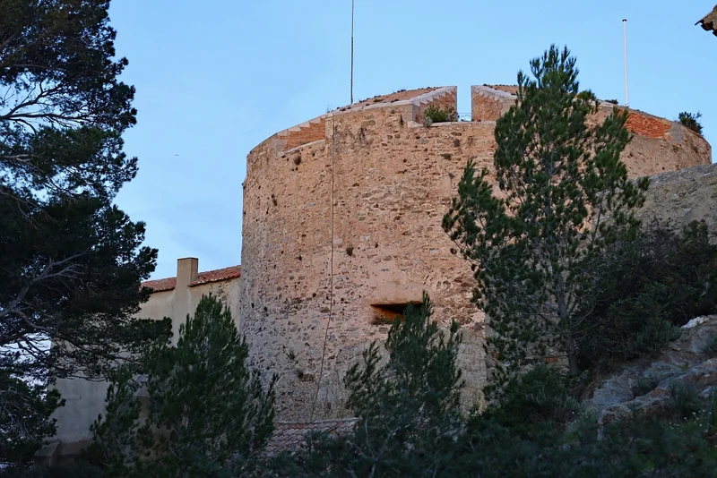 Vélo de route Porquerolles - Circuit des forts à vélo · Hyères