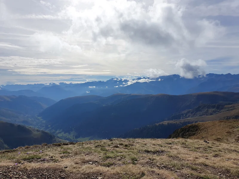 Randonnée Le mont Né (1) · Bourg-d'Oueil